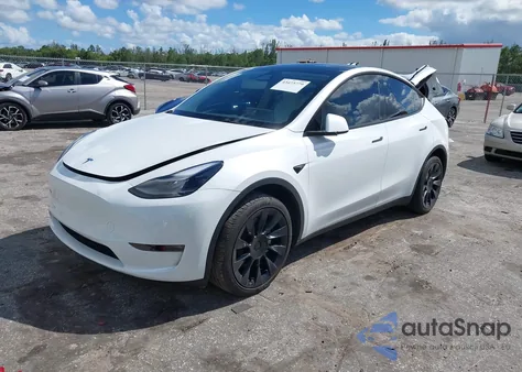 2023 Tesla Model Y Awd/Long Range Dual Motor All-Wheel Drive from USA, damaged, VIN 7SAYGDEE0PF863048